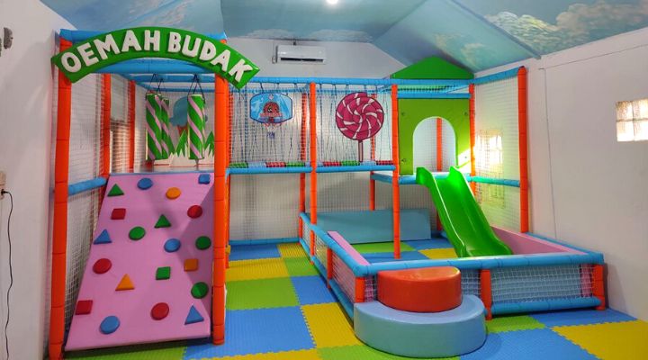 Indoor Playground Happy Play Indonesai Oemah Budak Jambi