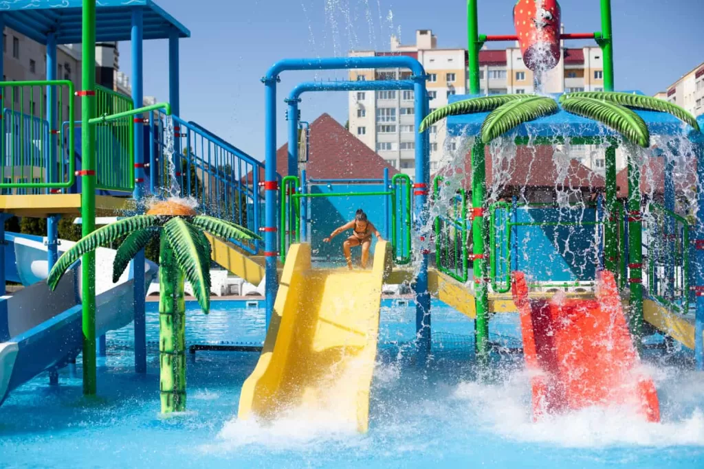 Cara promosi bisnis waterpark agar ramai dan untung besar - happy play indonesia