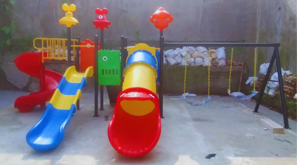 Project Outdoor Playground - PT Hemas Esensi Kirana Jakarta Selatan