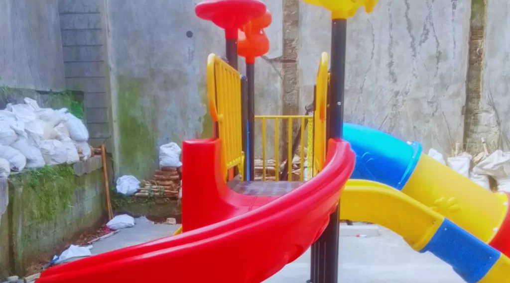 Project Outdoor Playground - PT Hemas Esensi Kirana Jakarta Selatan