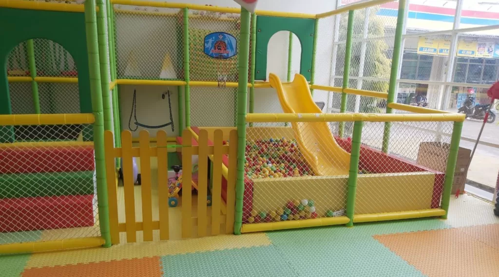 Project Indoor Playground-Ibu Solihah Bogor